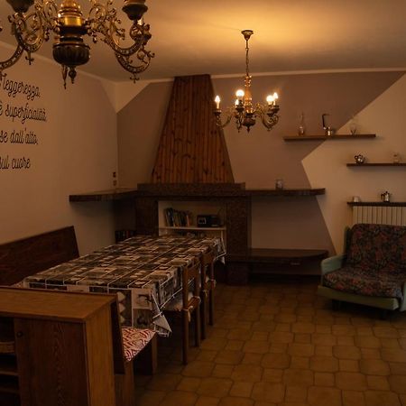 Da Zia Maria Casa Vacanze Monasterolo del Castello Esterno foto